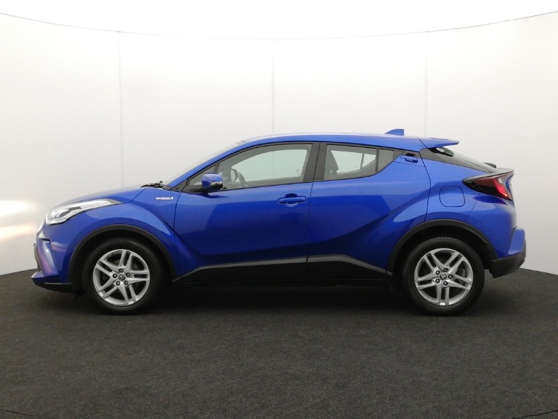 Used Toyota C-HR 2021 for sale - 76789118: Photo 4