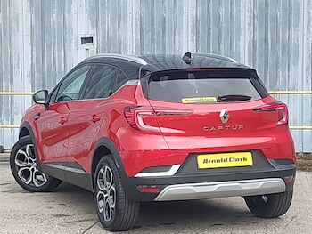 Used Renault Captur 2023 for sale - 78647674: Photo