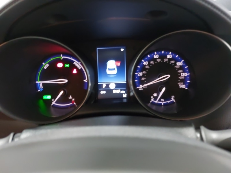 Used Toyota C-HR 2023 for sale - 77686297: Photo 11