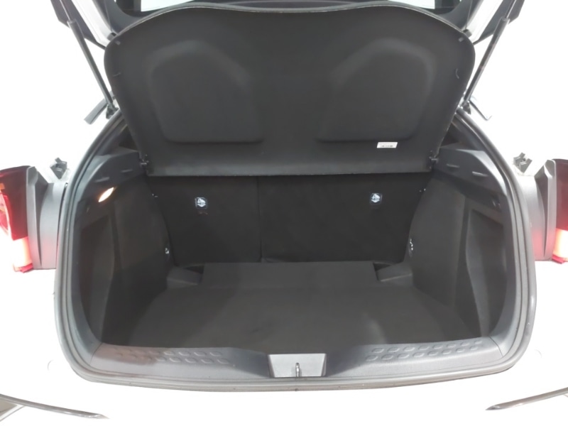 Used Toyota C-HR 2023 for sale - 77686297: Photo 8