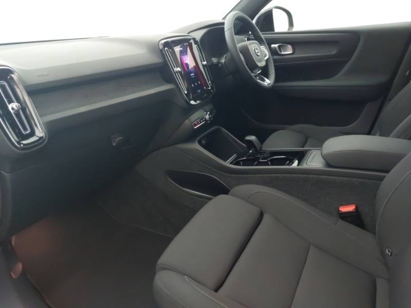 Used Volvo XC40 2023 for sale - 78203629: Photo 5