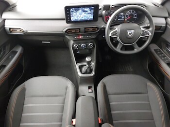 Used Dacia Sandero Stepway 2022 for sale - 77330077: Photo