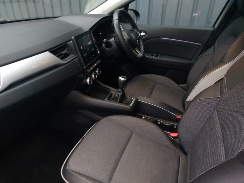 Used Renault Captur 2023 for sale - 77467432: Photo 5