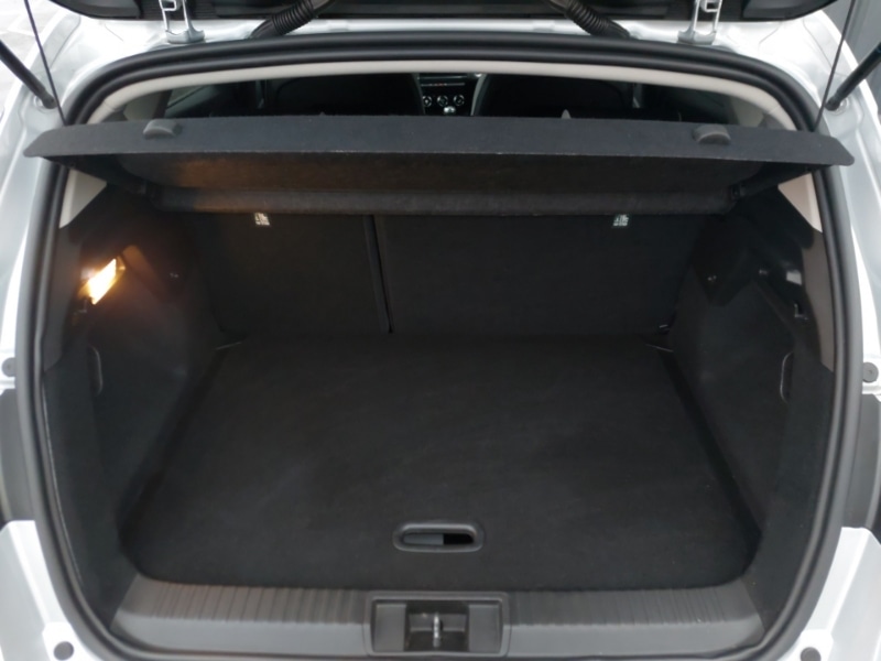 Used Renault Captur 2023 for sale - 77467432: Photo 8