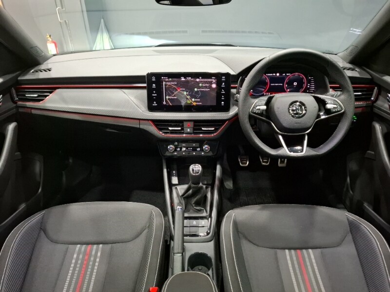 Used Skoda Kamiq 2024 for sale - 76347907: Photo 2