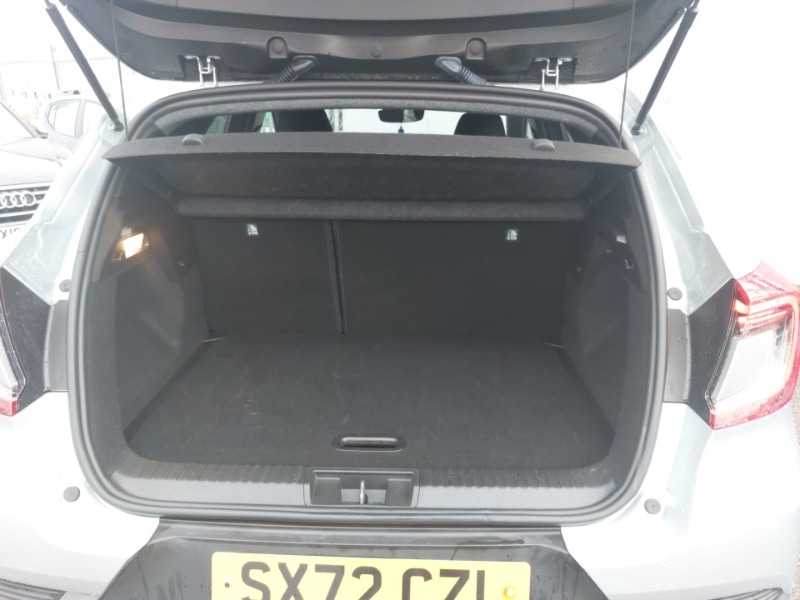 Used Renault Captur 2023 for sale - 76571849: Photo 8