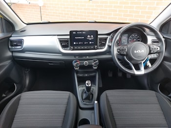Used Kia Stonic 2023 for sale - 78503614: Photo