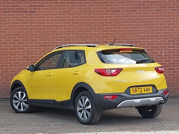Used Kia Stonic 2023 for sale - 78503614: Photo