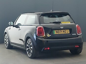 Used MINI Hatch 2022 for sale - 76651984: Photo