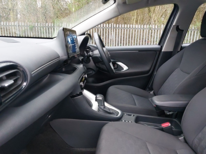 Used Mazda Mazda2 HYBRID 2024 for sale - 76983693: Photo 5