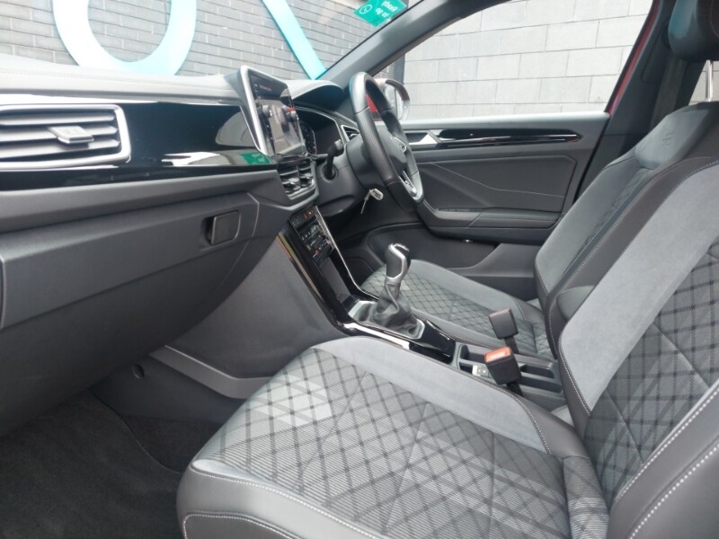 Used Volkswagen T-Roc 2022 for sale - 76837845: Photo 5