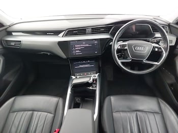 Used Audi e-tron 2022 for sale - 75988430: Photo