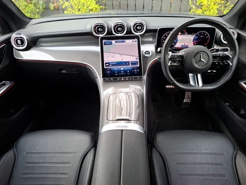 Used Mercedes-Benz GLC 2024 for sale - 76543978: Photo 2