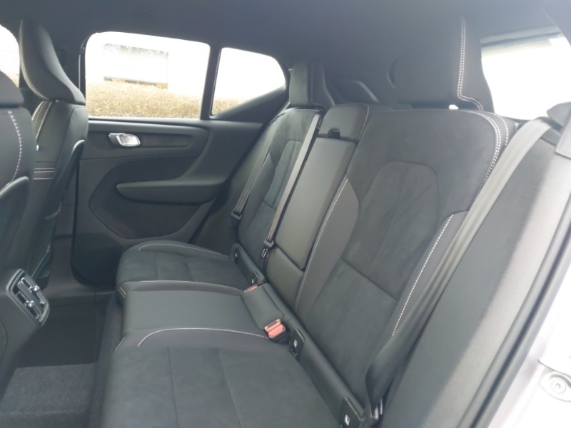 Used Volvo XC40 2025 for sale - 77142485: Photo 6