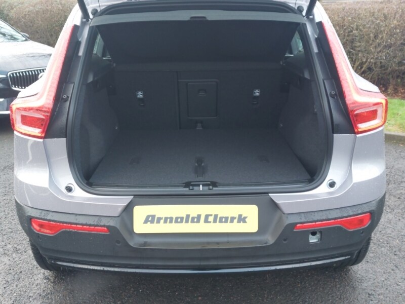 Used Volvo XC40 2025 for sale - 77142485: Photo 8