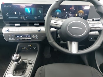 Used Hyundai KONA 2025 for sale - 76293779: Photo 2