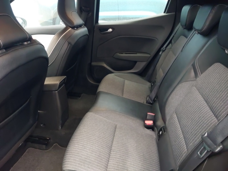 Used Renault Clio 2021 for sale - 76838114: Photo 6