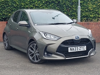 Used Toyota Yaris 2023 for sale - 79152943: Photo