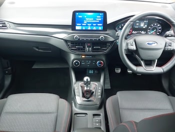 Used Ford Focus 2021 for sale - 77767756: Photo