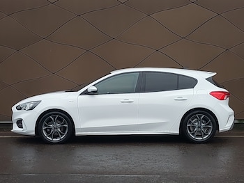 Used Ford Focus 2021 for sale - 77767756: Photo