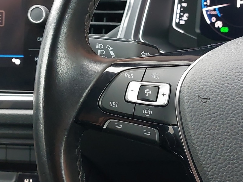 Used Volkswagen T-Roc 2021 for sale - 77894313: Photo 11