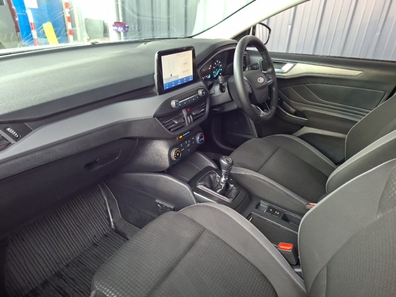 Used Ford Focus 2022 for sale - 77912935: Photo 5