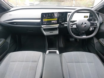 Used Renault Megane E Tech 2023 for sale - 77311929: Photo