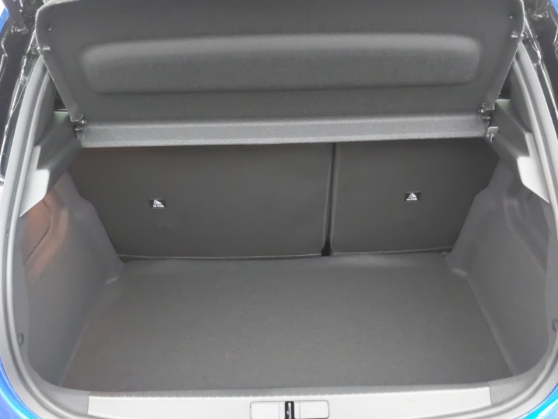 Used Peugeot 208 2025 for sale - 76548382: Photo 8