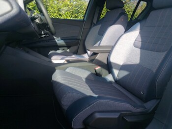 Used Renault 4 2025 for sale - 77832985: Photo