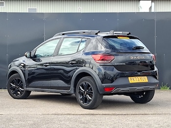 Used Dacia Sandero Stepway 2023 for sale - 78917091: Photo