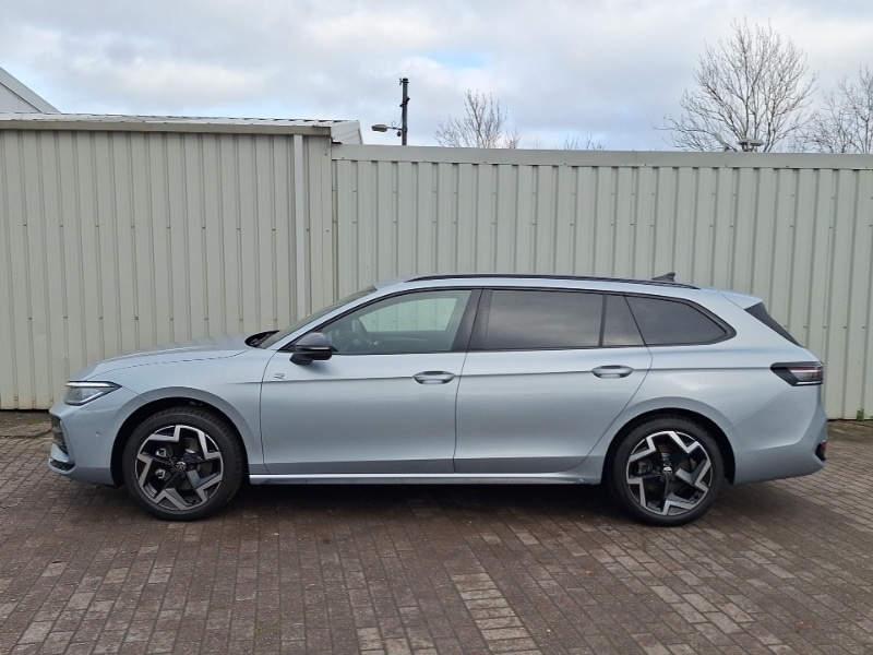 Used Volkswagen Passat 2025 for sale - 76932821: Photo 4