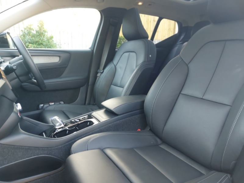 Used Volvo XC40 2024 for sale - 77652915: Photo 5