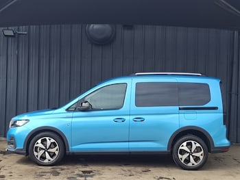 Used Ford Tourneo Connect 2023 for sale - 79315447: Photo