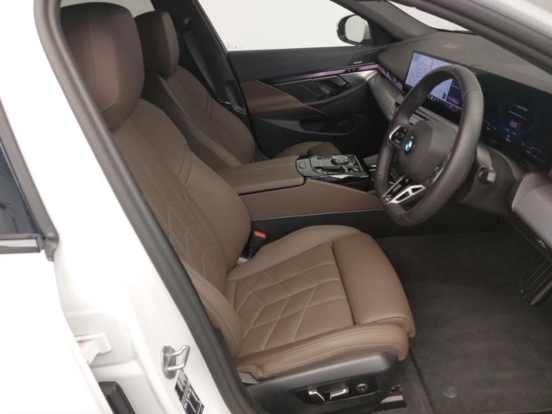 Used BMW 5 Series 2025 for sale - 78080231: Photo 6