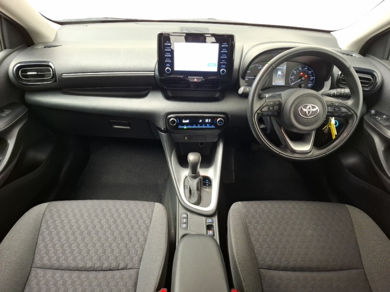 Used Toyota Yaris 2023 for sale - 77049577: Photo 2