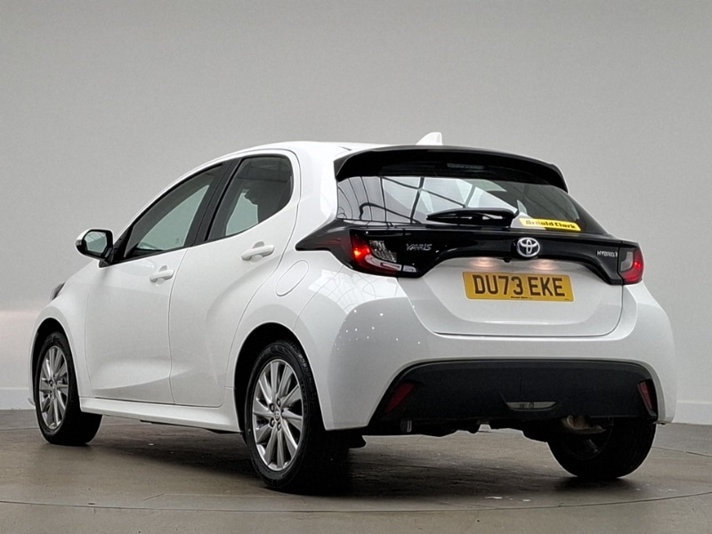 Used Toyota Yaris 2023 for sale - 77049577: Photo 3