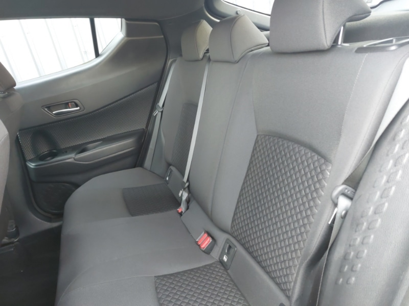 Used Toyota C-HR 2023 for sale - 78114695: Photo 6