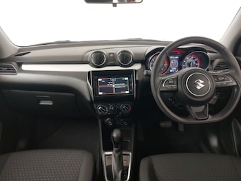 Used Suzuki Swift 2024 for sale - 78032520: Photo