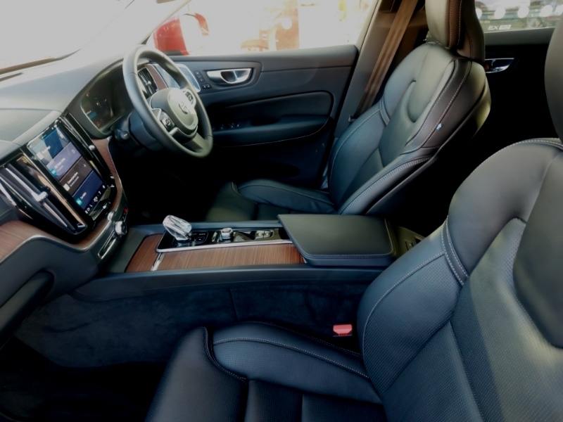 Used Volvo XC60 2024 for sale - 76369855: Photo 5