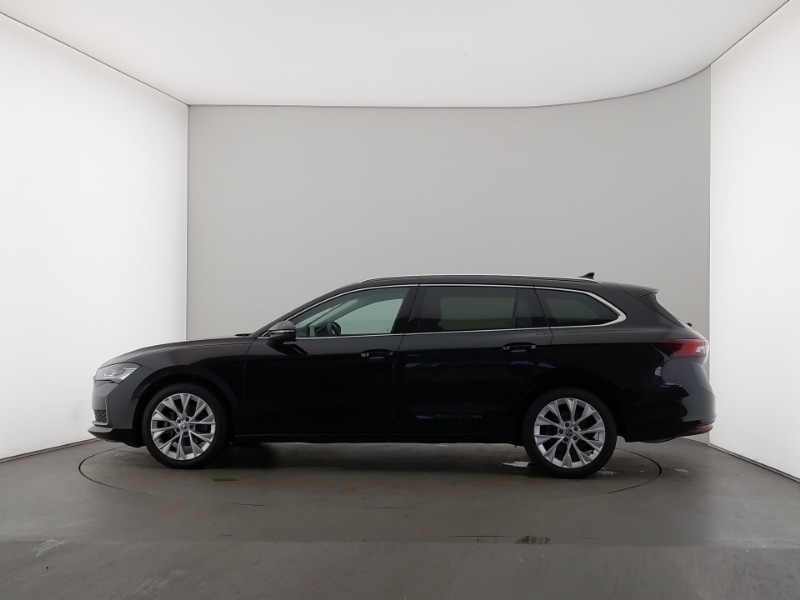 Used Skoda Superb 2024 for sale - 76275391: Photo 4