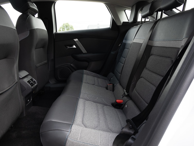 Used Citroen C4 2023 for sale - 76078296: Photo 6