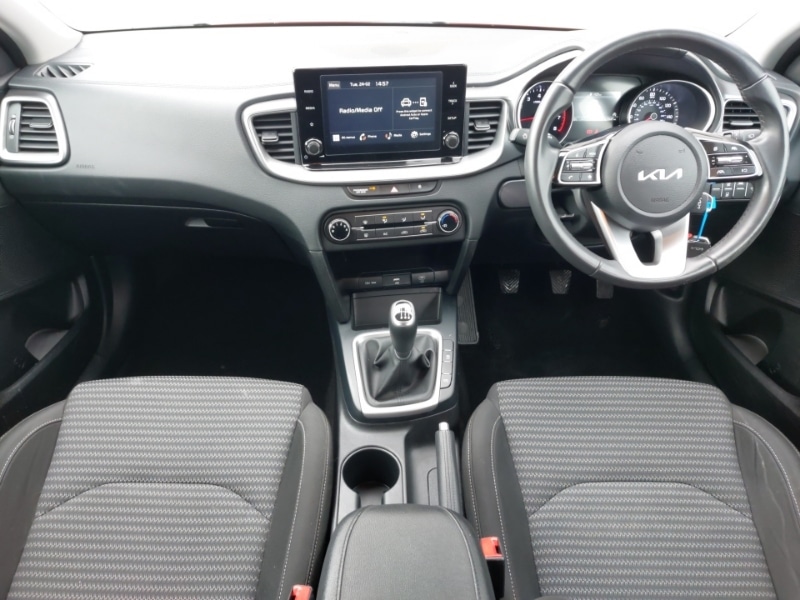 Used Kia XCeed 2023 for sale - 77955873: Photo 2