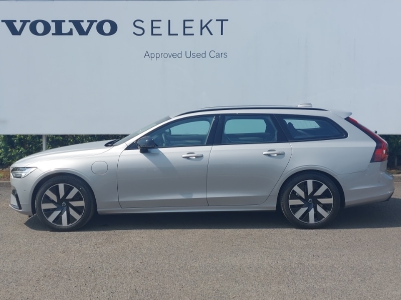 Used Volvo V90 2025 for sale - 77540473: Photo 4