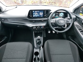 Used Hyundai BAYON 2022 for sale - 77066108: Photo