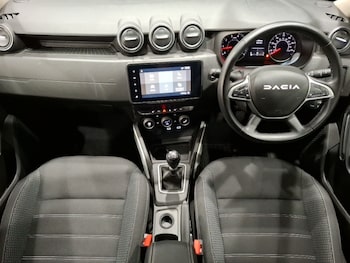 Used Dacia Duster 2024 for sale - 79238503: Photo