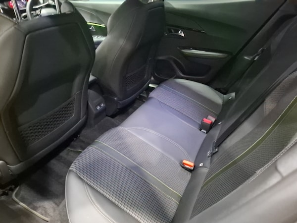 Used Peugeot 2008 2022 for sale - 76225533: Photo 6