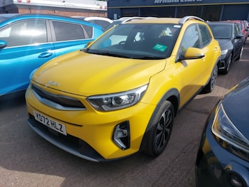 Used Kia Stonic 2023 for sale - 79031097: Photo