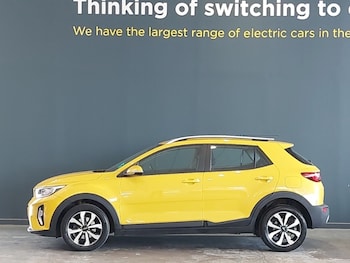 Used Kia Stonic 2023 for sale - 79031097: Photo