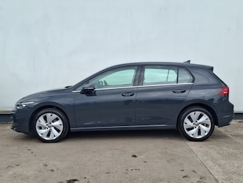Used Volkswagen Golf 2025 for sale - 79528972: Photo