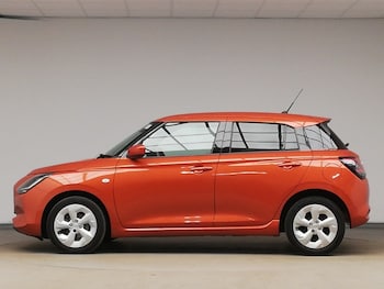 Used Suzuki Swift 2024 for sale - 78203623: Photo